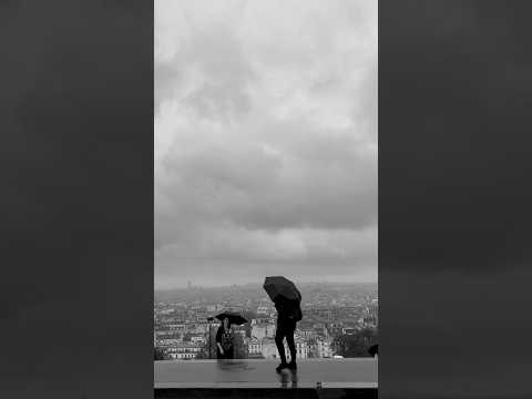 Romantism in Paris Montmartre, under the Rain #paris2023