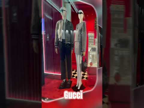 Gucci Xmas window #gucci #guccicollection