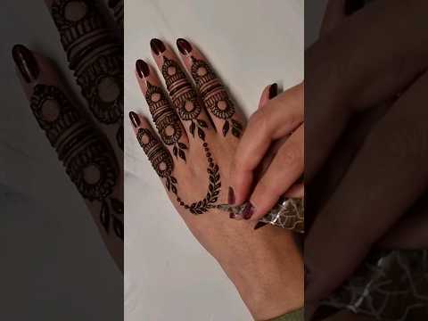 Try this Simple elegant henna design for Eid ✨️ #henna #mehndi #mehndidesign