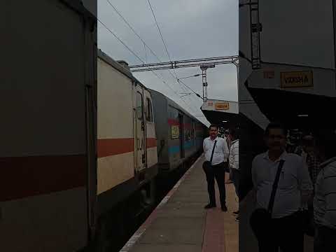 WAP -7 with Punjab Mail #railfan #railway #railtrack #wap #railwaynetwork #railtransport