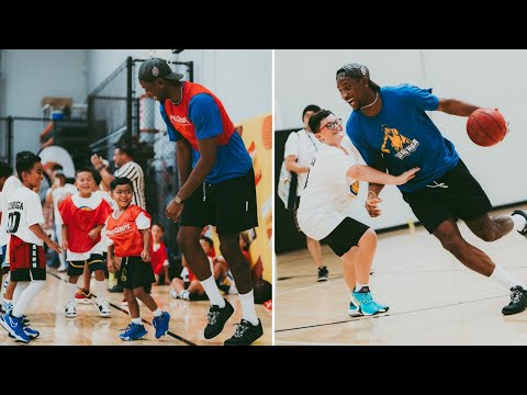 Jonathan Kuminga Spending Time With Little Kids in Training Camp!