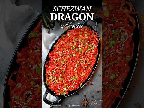 Schezwan Noodles | Veg Noodles Recipe | Street Food | Indo Chinese Food | Dragon Noodles | #shorts