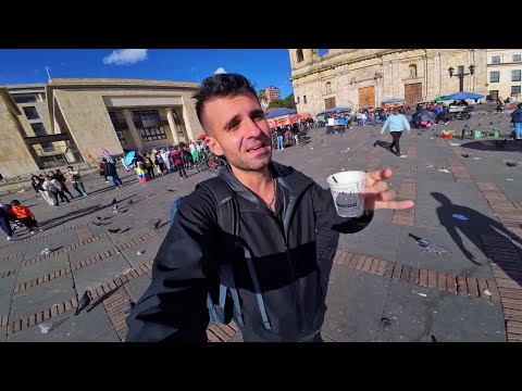 Solo pe cea mai obraznică stradă din Columbia 🇨🇴