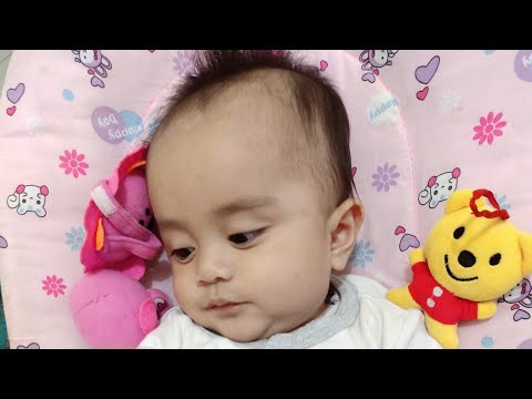 Perkembangan bayi 2 bulan yang sehat