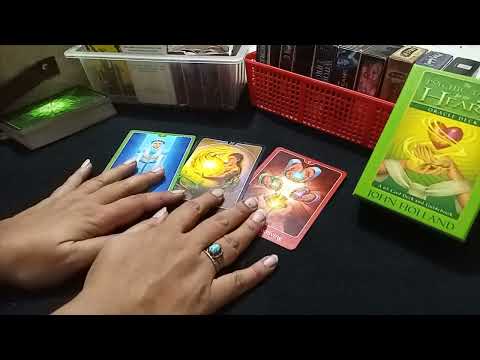 💞WHO IS MISSING YOU AND WHY 💞 HINDI-URDU TAROT 💕#whoismissingyou #divinelyguided7777 #tarot