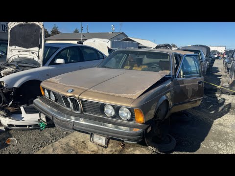 1982 BMW E23 733i at Junkyard in California