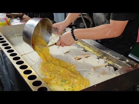 Amazing Giant Omelet vegetable pancake Making   /古早味粉漿蔬菜蛋餅製作-Taiwan Street Food