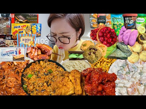 SUB) MUKBANG) Carbo Buldak Chicken Stir-Fried Webfoot Octopus Chocolate Biscuit Party  VLOG MUKBANG