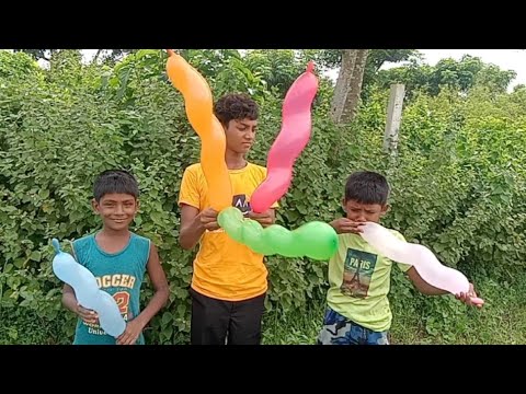 Have fun blowing up balloons and learn the names of colors। kids episode40