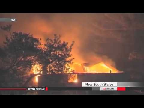 Wildfires kill one, destroy houses in Australia