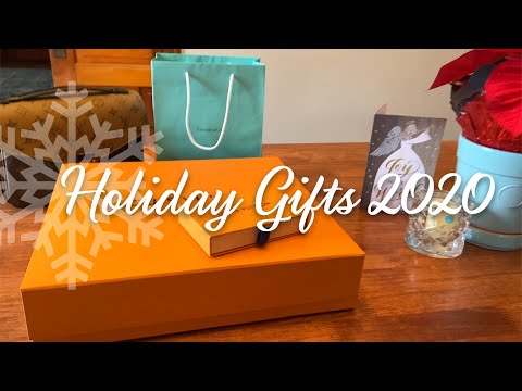 Holiday Gifts- Unboxing a few new items ❤️