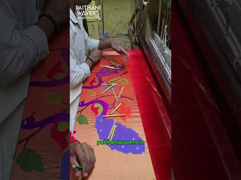 Manufacturing Pure Silk Paithani Sarees #traditional #paithani #handloom #factory