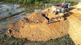 New Update! Bulldozer KOMATSU D60P Dozer Use Power Pushing Dirt Connect Building Road On The Mud