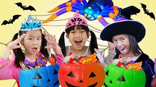 Emma Wendy and Jannie Favorite Halloween Trick or Treat Stories for Kids