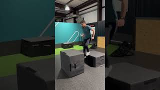 Box jumps for explosive strength | ground forces #golf #golfer #golfswing #golfclub #plyometrics