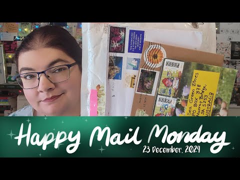 Happy Mail Monday – Zines Galore Edition