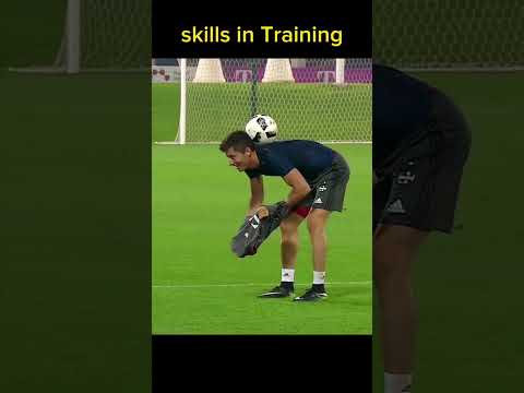 SKILLS IN TRAINING FOOTBALL #football #footballshorts #footballskills #shorts #youtubeshorts #music