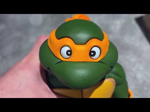 THE BEST TMNT FIGURE? NECA giant-sized Michelangelo review